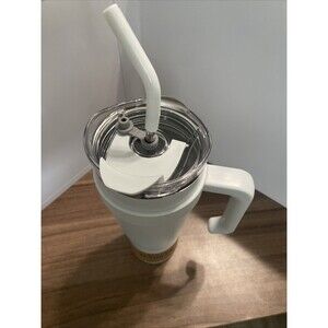 40 oz tumbler with handle